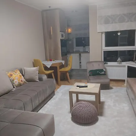 Maja Apartment *